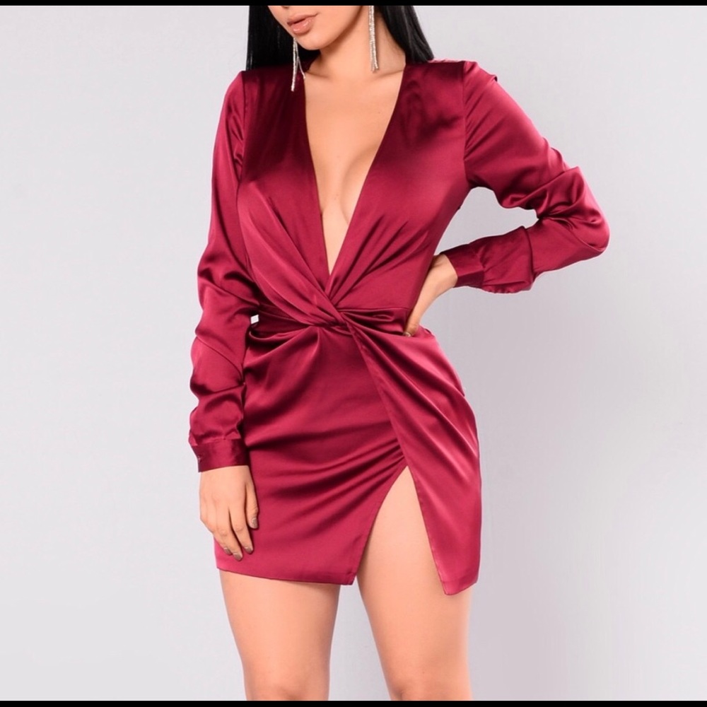 Burgundy Fashion Nova slit bodycon dress